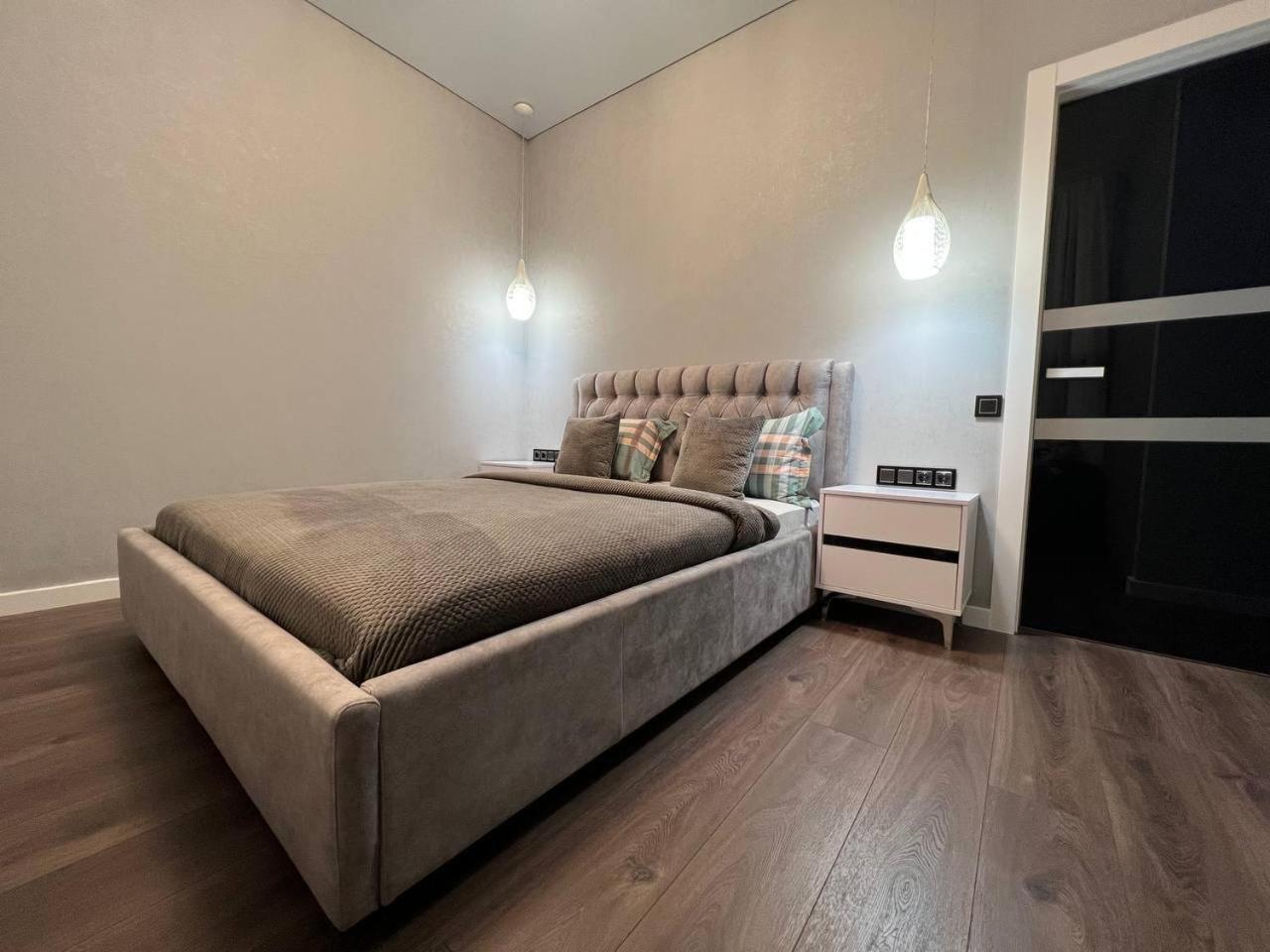 Kador Home Hotel Downtown Kiew Zimmer foto